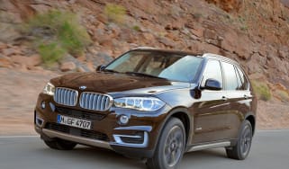 BMW X5 50i front action
