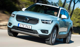 Volvo XC40 SUV - front