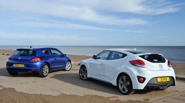 Hyundai Veloster Turbo vs Volkswagen Scirocco