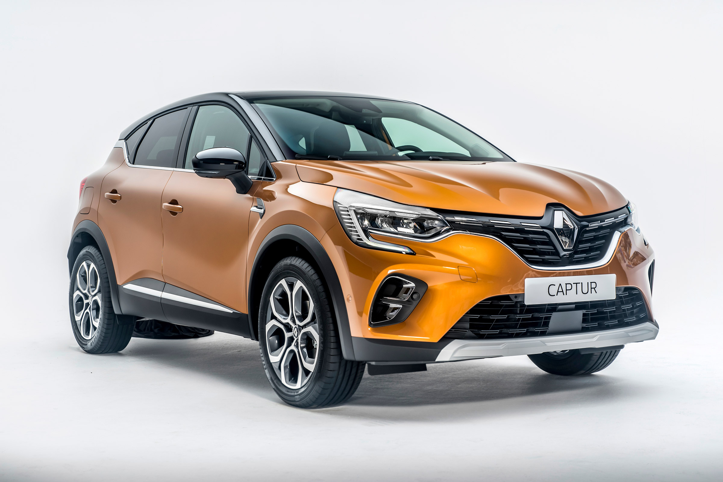 New 2020 Renault Captur plugin hybrid ETech priced from