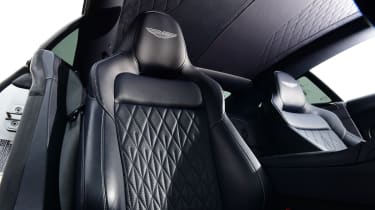 Aston Martin DB12 - seats
