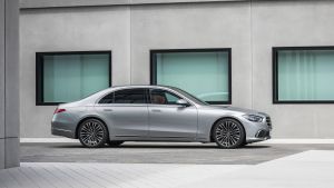 Mercedes%20S-Class%202020%20official%20pics-33.jpg