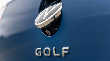 Volkswagen Golf - reversing camera