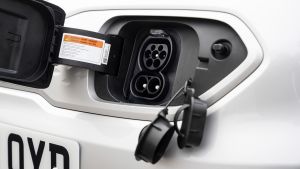 Kia e-Niro Mid Range - charging port