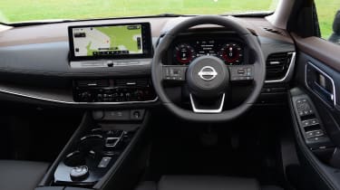 Nissan X-Trail - dashboard