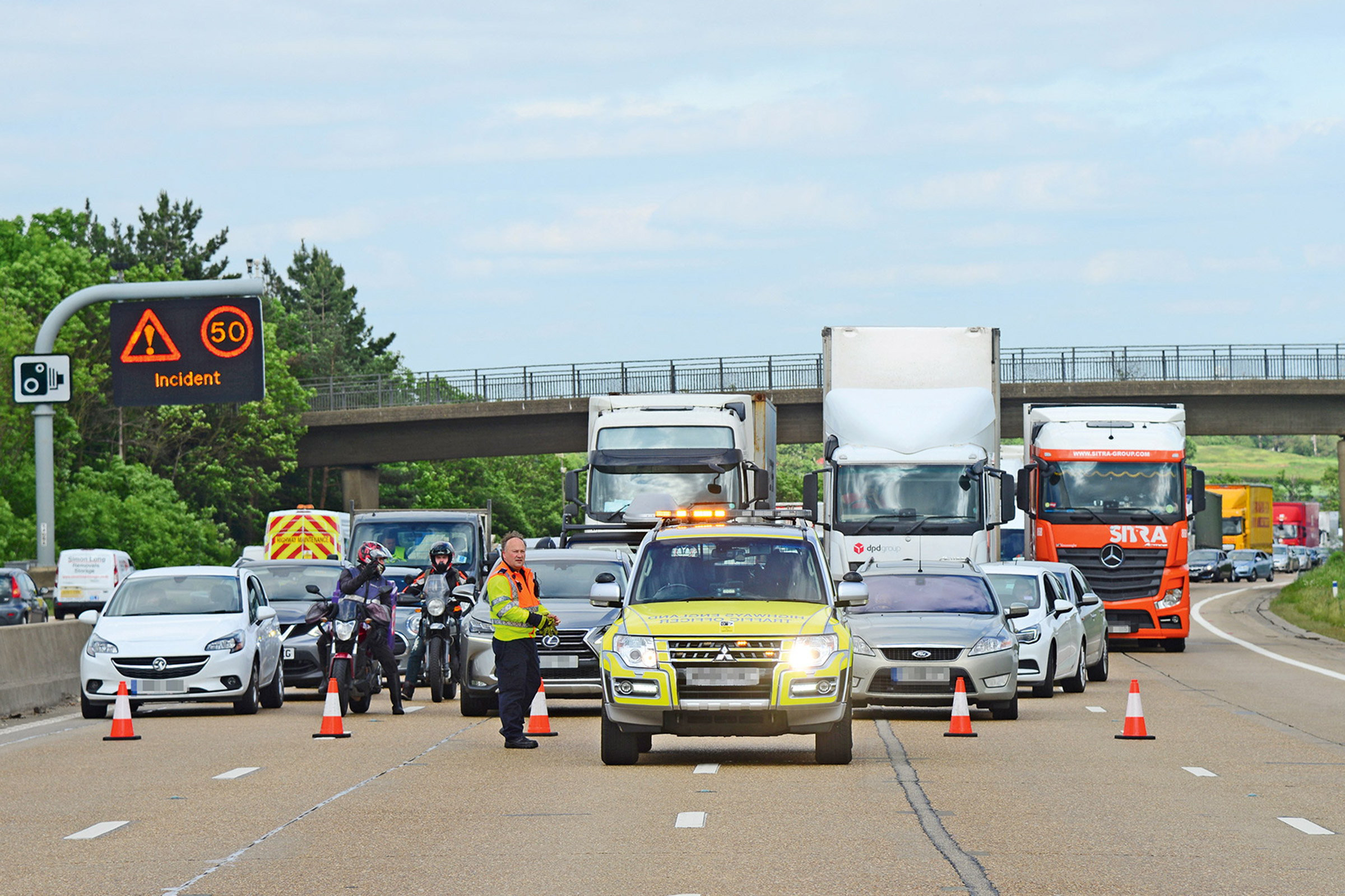 What do Highways England Traffic Officers do all day 