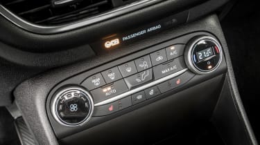 Ford Fiesta ST-Line - centre console