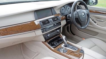 Used BMW 5 Series - cabin