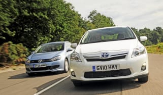 Auris vs. Bluemotion