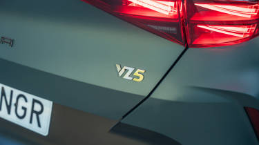Cupra Formentor VZ5 - VZ5 badge