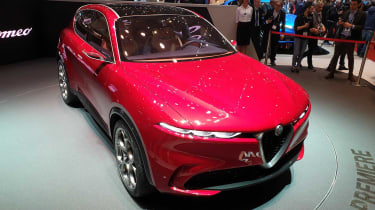 New Alfa Romeo Tonale Suv Steals The Show At Geneva