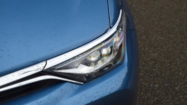New Toyota Auris 2015 light