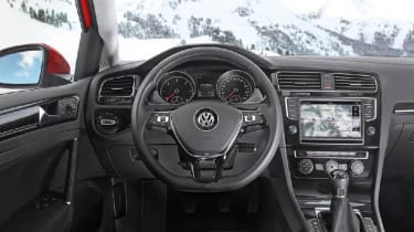 VW Golf 4Motion interior