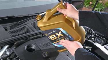 Audi A5 Avant TDI quattro S Line - oil