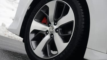 Kia Optima GT - wheel detail