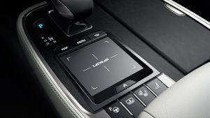 Lexus%20LS%202020%20facelift%20official-14.jpg