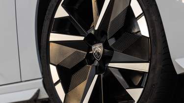 Peugeot 308 Hybrid GT Premium - alloy wheel