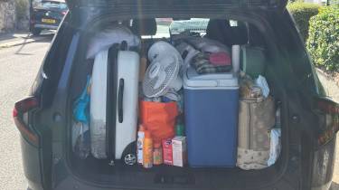 Dacia Bigster - boot filled with household items
