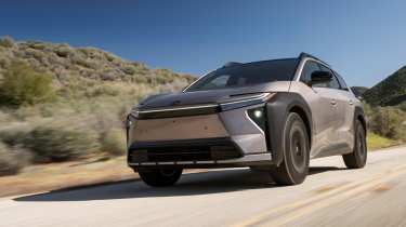 Toyota bZ4X Touring - front