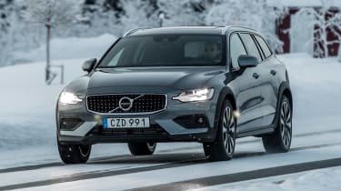 Volvo V60 Cross Country - front