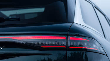 New Chery Tiggo 9 2025 UK review  rear light