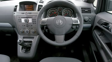 Vauxhall Zafira interior