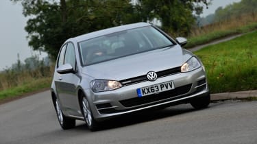 Volkswagen Golf Bluemotion front tracking