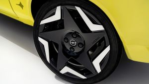 Opel Manta GSe ElektroMOD - wheel