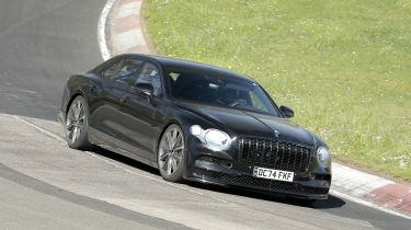 Bentley Flying Spur facelift - front cornering 