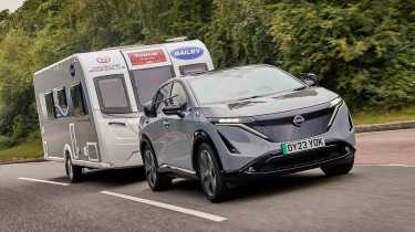 Nissan Ariya - towing, driver&#039;s side tracking