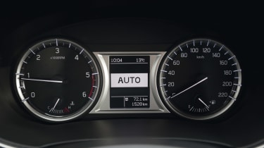 Suzuki Vitara - dials