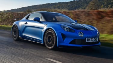 Alpine A110 R - front tracking