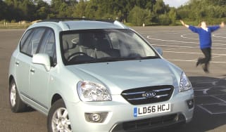 Kia Carens