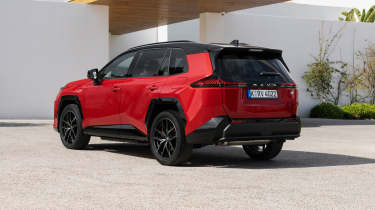 Toyota RAV4 - rear static