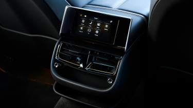 Bentley Flying Spur Speed - rear controls