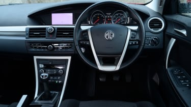 MG6 interior 