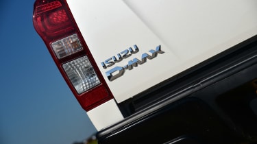 Isuzu D-Max - badge detail