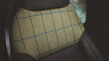 Land Rover Defender Works V8 Islay Edition - seat detail