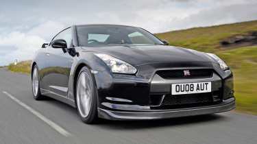 Nissan GT-R