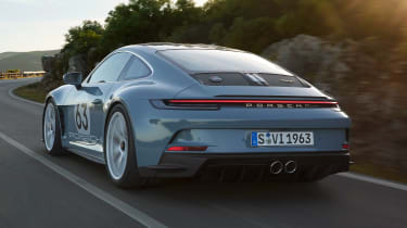 Porsche 911 ST - rear