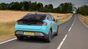 Nissan Leaf - rear tracking