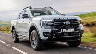 Ford Ranger - front