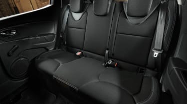 Renault Clio Urban Nav - rear seats