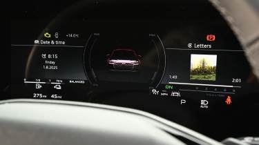 Audi A6 e-Hybrid - dashboard screen