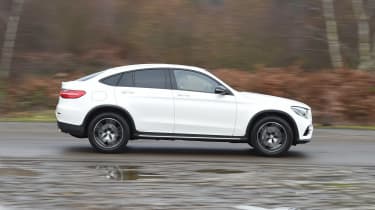 Mercedes GLC Coupe - side action