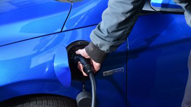 Hyundai Ioniq Plug-in long term - first report plugged in