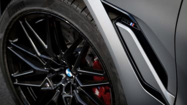 BMW X6 M - wheel