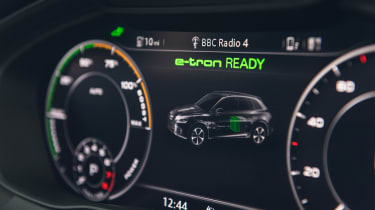 Audi Q5 55 TFSI e - e-tron mode