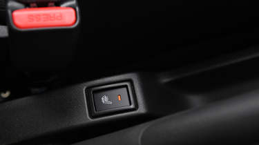 New Suzuki Swift Allgrip - heated seat control