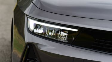 Vauxhall Astra UK - front light